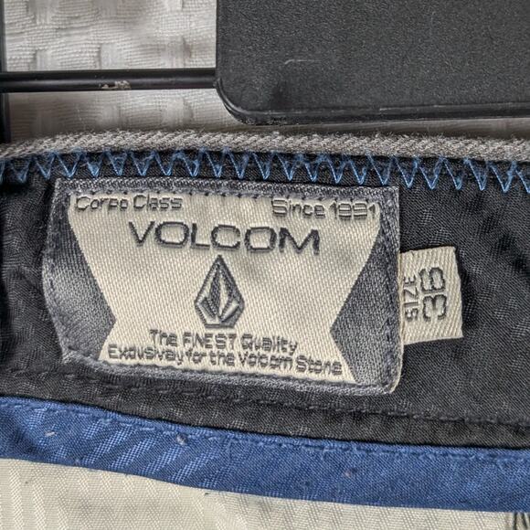 Volcom Corpo Class Pants 35x29 Gray Chino Trousers Men Casual Skate Style - Picture 3 of 4